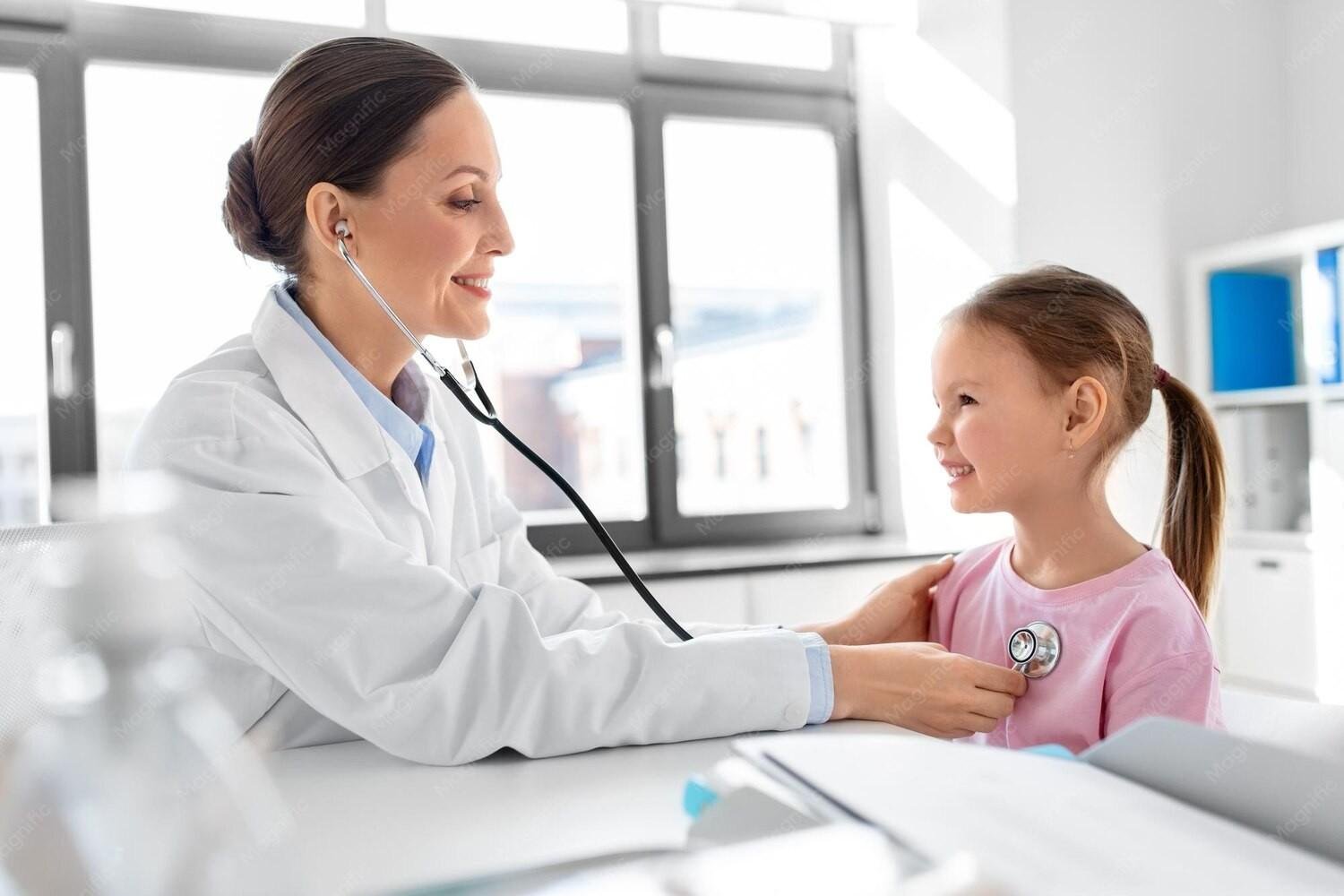 How does the Best Child Specialist Doctor in Faridabad manage seasonal infections in kids?